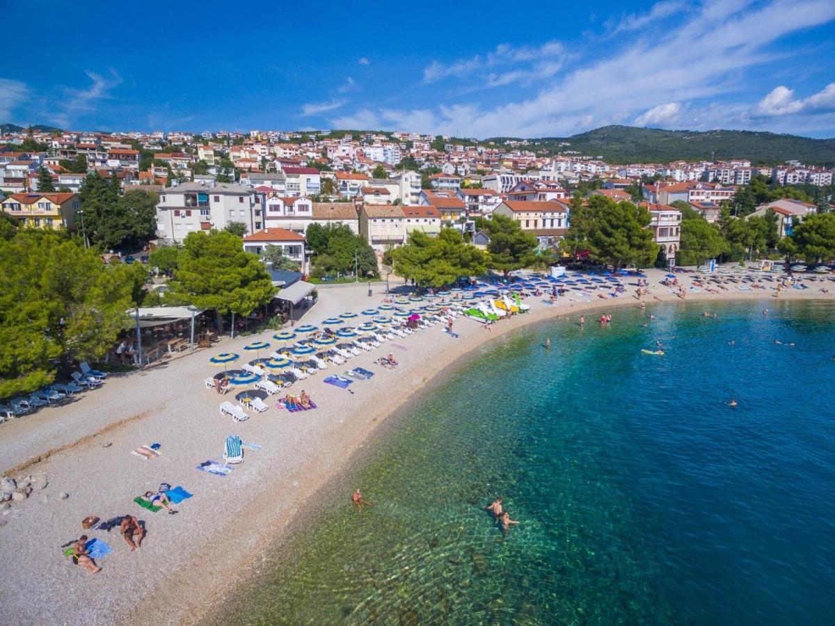 Apartments Mirela Crikvenica Buitenkant foto