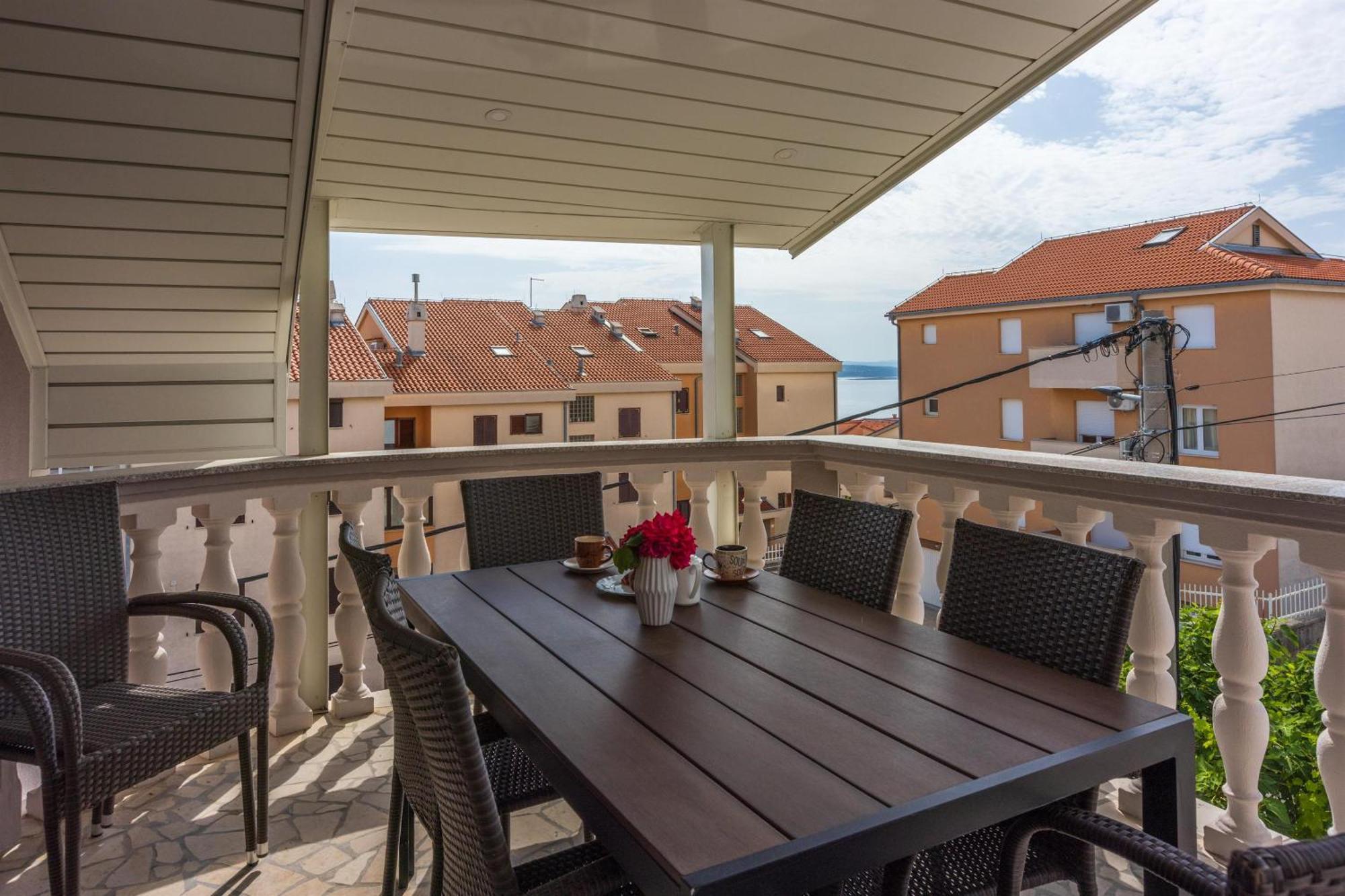 Apartments Mirela Crikvenica Buitenkant foto