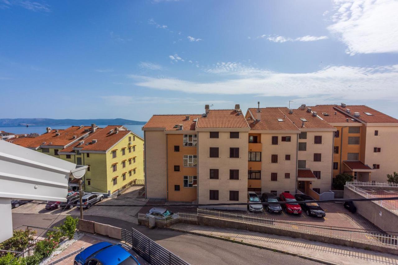 Apartments Mirela Crikvenica Buitenkant foto